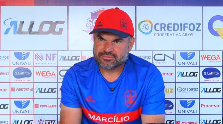 Marinheiro pronto para a estreia na Série D