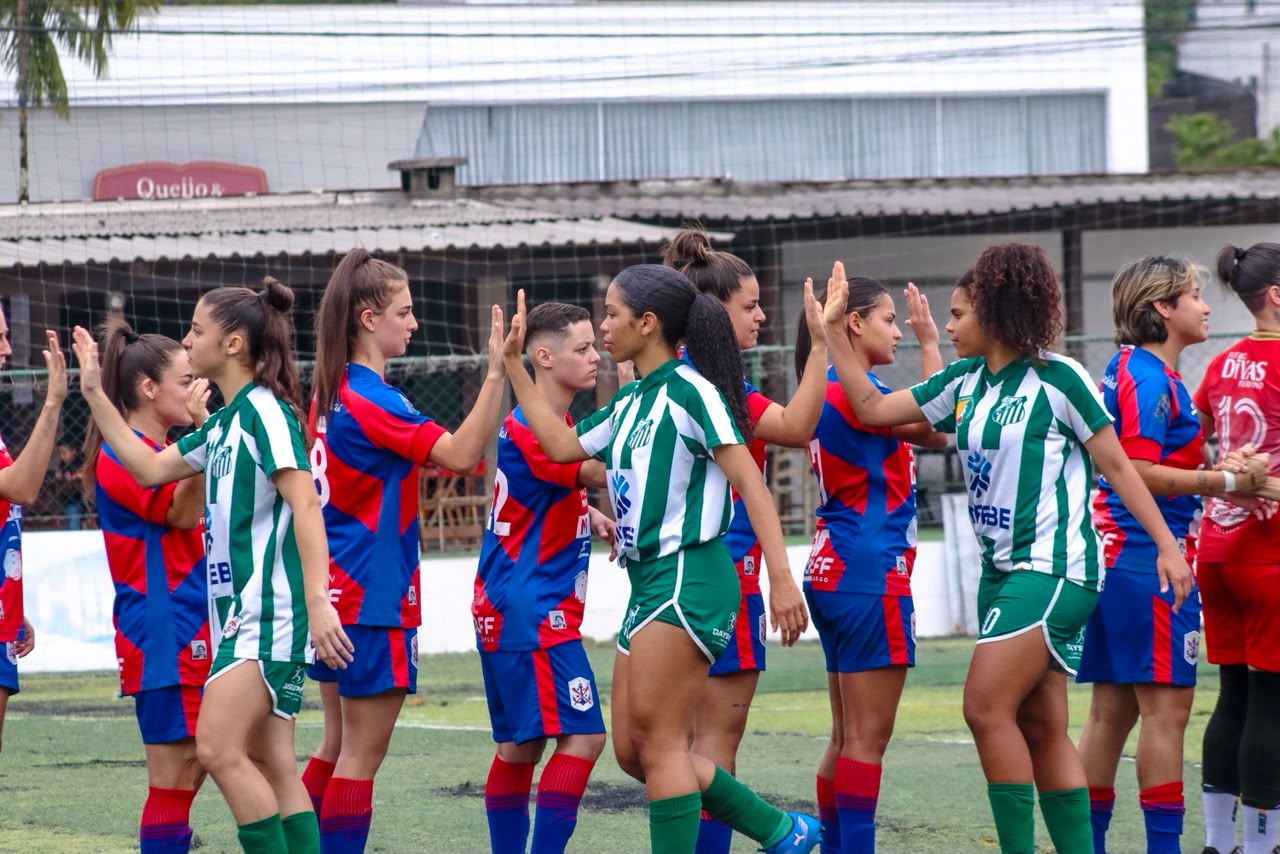 Marinheiras estreiam com vitória no Catarinense Feminino